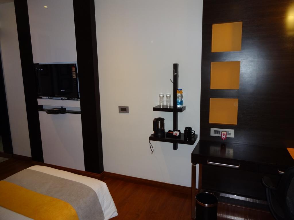 Astoria Hotels Madurai Eksteriør billede